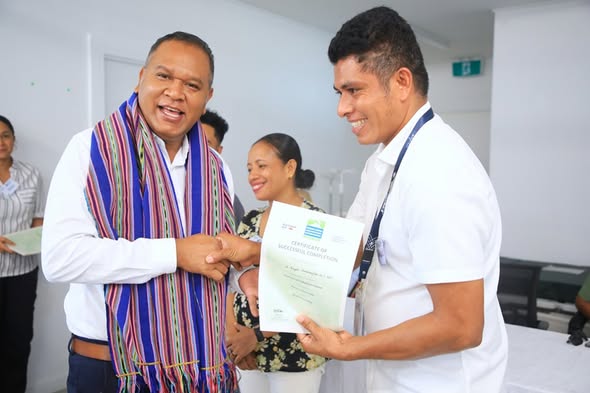 𝐕𝐌𝐎𝐇 𝐄𝐍𝐒𝐄𝐑𝐀 𝐀𝐓𝐈𝐕𝐈𝐃𝐀𝐃𝐄 𝐅𝐎𝐑𝐌𝐀𝐒𝐀𝐔𝐍 𝐊𝐎𝐍𝐀-𝐁𝐀 𝐊𝐔𝐈𝐃𝐀𝐃𝐔 𝐊𝐑Í𝐓𝐈𝐊𝐔 𝐈𝐇𝐀 𝐇𝐎𝐑𝐄𝐗-𝐁𝐀𝐔𝐂𝐀𝐔